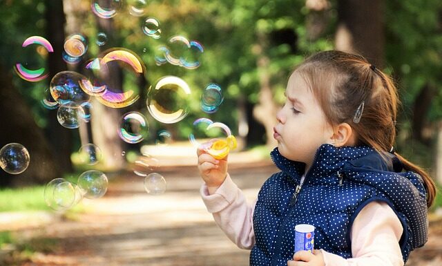 Co zrobić żeby bańki mydlane nie pękały?