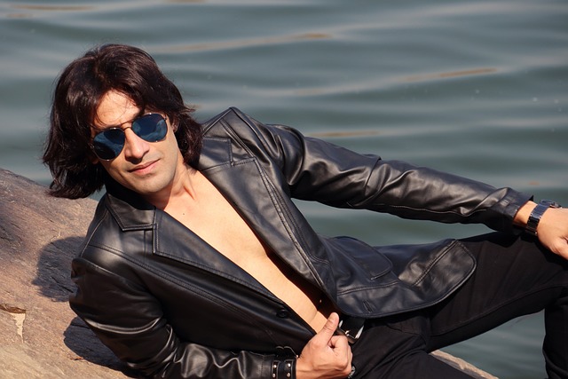 Czy na marynarkę można ubrać kurtkę? Czy na marynarkę można ubrać kurtkę?