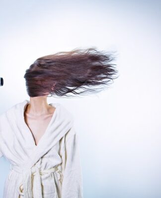 Jak zrobić kucyka z cienkich włosów?