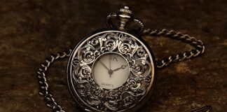 Czy srebrny zegarek pasuje do wszystkiego?